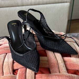 NWOT Zara Black Pointed Slingback Heels